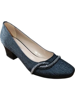 White Line 8696 Kadın Taşlı Kalın Topuklu Şık Ayakkabı Siyah