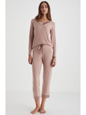 Catherine's Yumuşak Dokulu Pijama Takımı