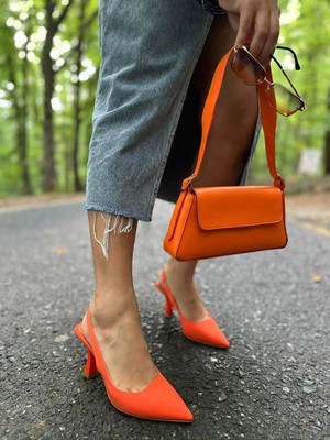 Akça Shoes Kumaş Dokulu Topuklu Ayakkabı