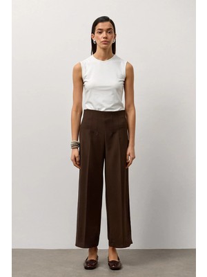 Molene Kahverengi Pens Detaylı Bilek Boy Pantolon