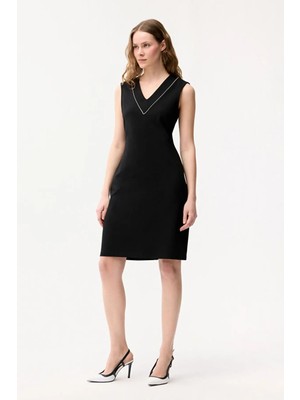 Love My Body Yakası Taş Detaylı Örme  Elbise Siyah 124L9968000