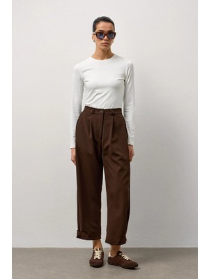 Molene Kahverengi Pile Detaylı Rahat Kesim Duble Paça Pantolon