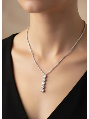 Biju Yılmaz Vip Silver Su Yolu Kare Taşlı Kolye - 25-VIPK34