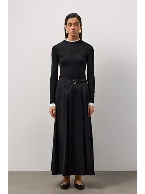 Molene Siyah Zarif Kemerli Pile Detaylı Etek