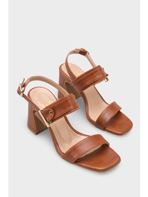 LOJO Kadın çift Bantlı Gold Tokalı Topuklu Günlük Sandalet Ravello Taba