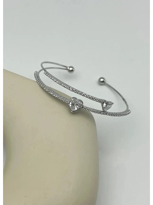 Biju Yılmaz Vip Silver Kalp Taşlı Kelepçe - 26VIPK19