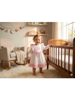 Bubiee Baby Kız Bebek Ayıcık ve Kalp Nakışlı Fırfırlı ve Kurdeleli Gofret Desenli Şık Elbise