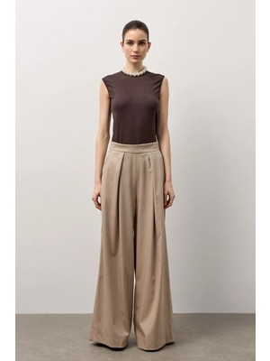 Molene Taş Pileli Bol Paça Pantolon