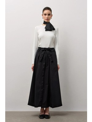 Molene Siyah Belden Bağlamalı Pile Detaylı Kloş Etek