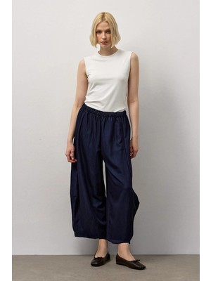 Molene Lacivert Dökümlü Şalvar Paça Pantolon