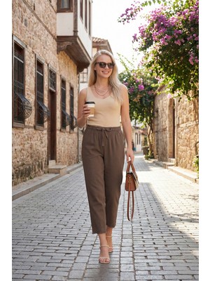 Lela Pamuklu Normal Bel Regular Fit Düz Paça Pantolon Bayan Pantolon 668YP42282S4