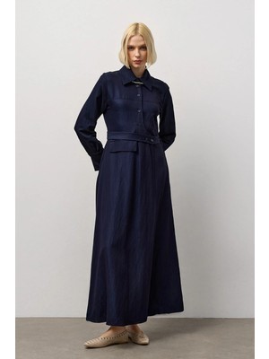 Molene Lacivert Kapak Cepli Yandan Düğmeli Elbise