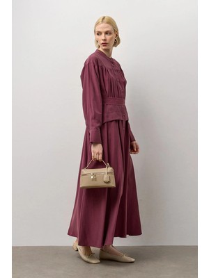 Molene Bordo Dökümlü Pile Kuşaklı Elbise
