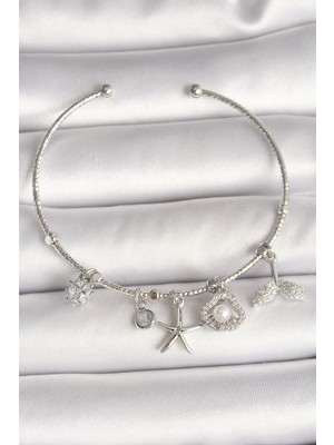 Bazarhane Pirinç Gümüş Renk Sallantı Zirkon Taşlı Deniz Yıldız Figür Balık Kuyruğu Detay Charm Kadın Bileklik