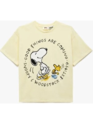 Koton Snoopy Baskılı Bisiklet Yaka Kısa Kollu Pamuklu Lisanslı Tişört