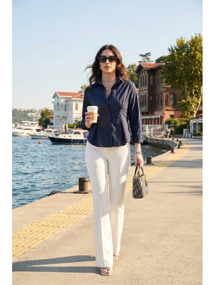 Lela Belden Oturtmalı Pileli Pamuk Karışımlı Fitted Fit Gömlek Bayan Gömlek 6778275