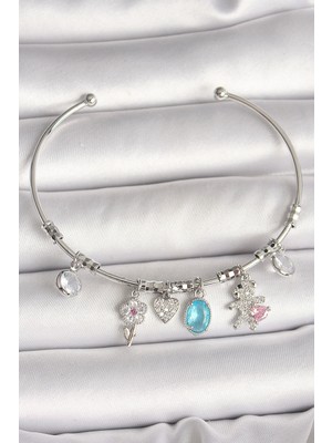 Bazarhane Pirinç Gümüş Renk Sallantı Zirkon Taşlı Ayıcık Figür Çiçek Detay Charm Kadın Bileklik