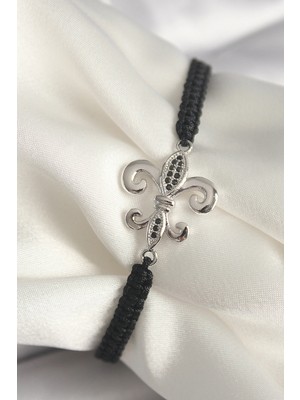 Bazarhane Pirinç Gümüş Renk Zirkon Taş Işlemeli Zambak Model Asansörlü Makrome Model Kadın Bileklik