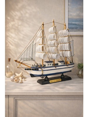 Home Dekor Hediye Isime Kişiye Özel Dekoratif Premium Ahşap El Yapımı Yelkenli Gemi Maketi 33X33 cm Biblo Hediye 531-F