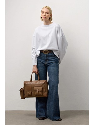 Molene Beyaz Dikiş Detaylı Bisiklet Yaka Basic T-Shirt