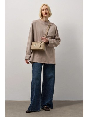 Molene Bej Oversize Kesim Uzun Kollu Basic T-Shirt