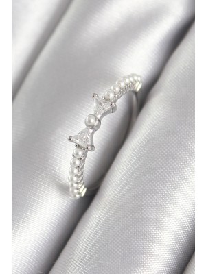 Tiklad Pirinç Gümüş Renk Zirkon Taşlı Kurdele Model Inci Detay Kadın Yüzük