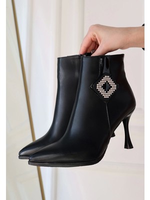 Indispensablely Moose Siyah Cilt Topuklu Bot