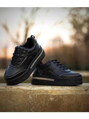 Indispensablely Kadın Yüksek Taban Rahat Şık Günlük Spor Ayakkabı Siyah Renk