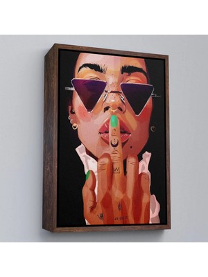 Beta Moda Hub Ahşap Çerçeveli Parmak Işareti Yapan Kadın Tablo-