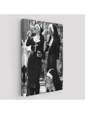 Beta Moda Hub Asi Rahibeler Kanvas Tablo, Içme ve Sigara Parodisi, Siyah Beyaz Sokak Sanatı-