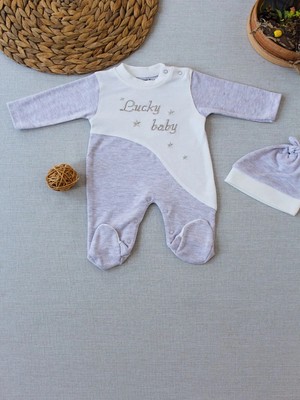 DMR Elegance 0-3 3-6 Ay Lucky Baby Nakışlı Es Çizgi Boy Şapkalı Erkek Bebek Tulumu Kahvemelanj