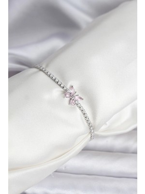 Bazarhane Kelebek Model Zirkon Taşlı Gümüş Renk Pirinç Su Yolu Kadın Bileklik