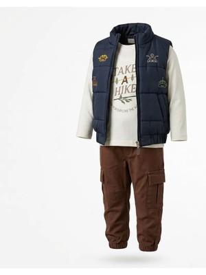 Bebüş Bayramlık Erkek Çocuk 3’lü Takım – Şişme Yelek, Baskılı Uzun Kollu Tişört ve Kargo Pantolon