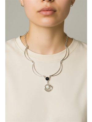 Euromoda Özel Tasarımlı Gümüş Kaplama Deniz Kabuğu ve Inci Detaylı Zincir Kolye