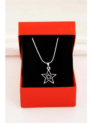 Euromoda Kutulu Iç Içe Yıldızlar Tasarımlı Yılan Zincirli Yüksek Kaliteli Kolye