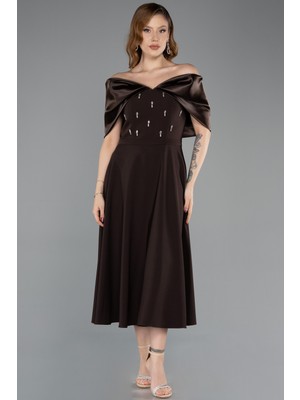 Abiyefon Saten Taşlı Kayık Yaka Midi Davet Elbisesi ABK2523