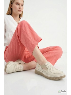 Mammamia Kadın Bağcıksız Hakiki Deri Yürüyüş Özellikli Otopedik Günlük  Ayakkabı M27YA/3945