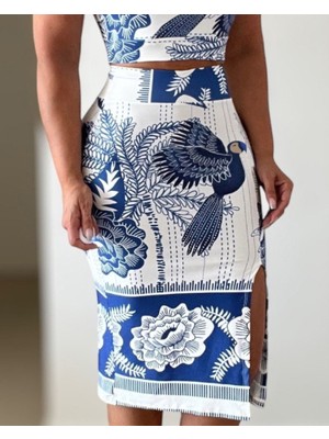 Amara Boutique Kadın Sıfır Kollu Yuvarlak Yaka Çiçekli Desenli Süprem Crop ve Yırtmaçlı Etek Ikili Takım