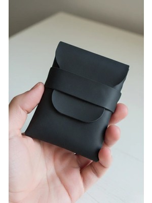 Oh Deer Leather - Hakiki Crazy Deri Minimal Kartlık – Dikişsiz Geçmeli Tasarım – Kompakt Cep Kartlığı - Siyah