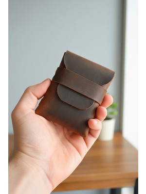 Oh Deer Leather - Hakiki Crazy Deri Minimal Kartlık – Dikişsiz Geçmeli Tasarım - Kompakt Cep Kartlığı - Taba