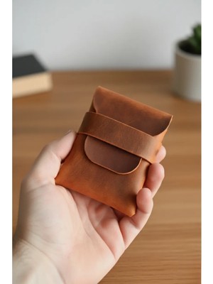 Oh Deer Leather - Hakiki Crazy Deri Minimal Kartlık – Dikişsiz Geçmeli Tasarım – Kompakt Cep Kartlığı - Camel
