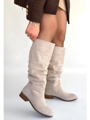 Cosmos E-Ticaret Da Bej Süet Körüklü Topuklu Çizme