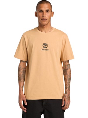 TB0A6WWTEH31 Timberland Print Stack Logo Short Sleeve Tee Erkek T-Shirt Krem
