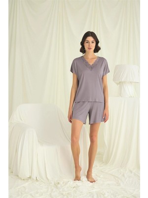 Beruflic Kısa Kollu Dantelli V Yaka Şort Takımı