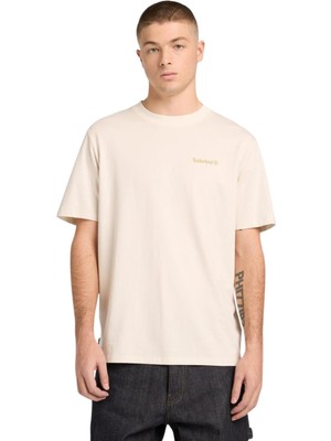 TB0A5MNVCM91 Timberland Magnet Back Graphic Tee Erkek T-Shirt Krem