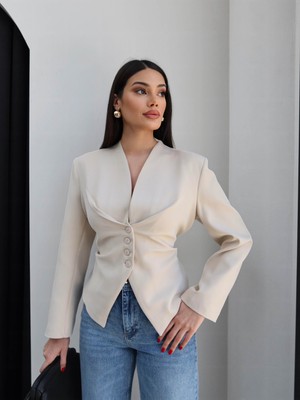 Esra Helvacı Kadın Blazer Ceket Krem Renk Bel Bağlama Detaylı Dokuma Kumaş ile Şık Tasarım