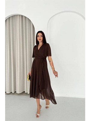 Neşeli Butik Kadın Kahverengi Kuşaklı Kruvaze Yaka Anvelop Şifon Elbise NBK4520