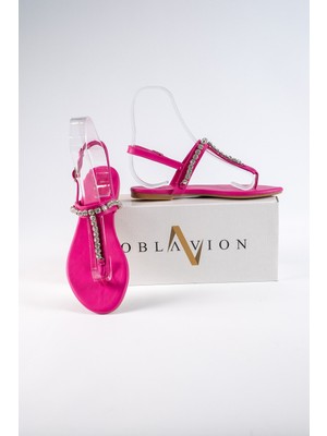 Oblavion Fuşya Kadın Sandalet Hakiki Deri Malzeme ile Günlük Kullanıma Uygun Şık Tasarım
