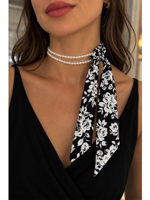 Modex Inci Detay Beyaz Gül Desen Tasarım Fular Kolye