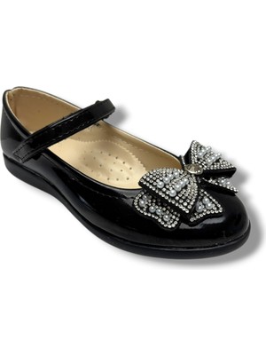 Arzen 230-26 Rugan Deri Inci Taşlı Fiyonklu Kız Çocuk Babet 31-36